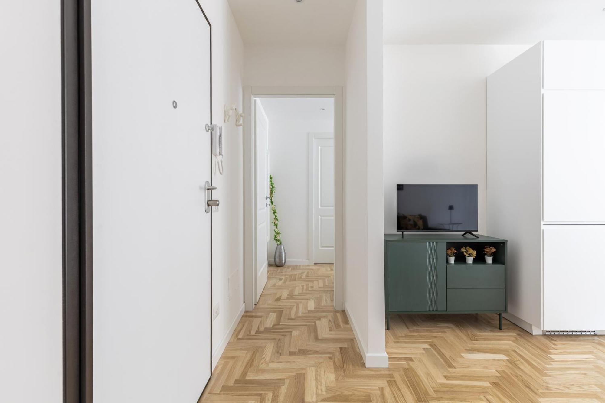 Hostly-the Montebello Suite-near Trevi